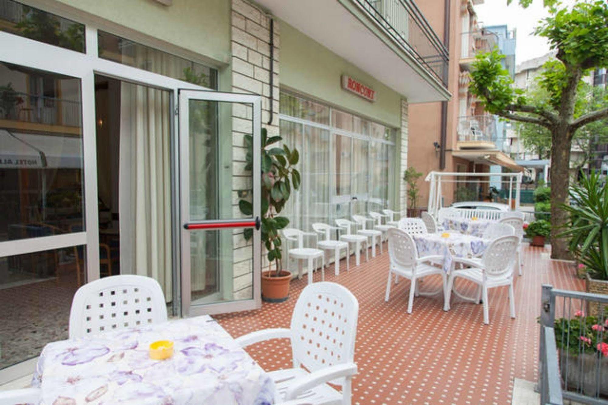 Hotel Ronconi Rímini Exterior foto